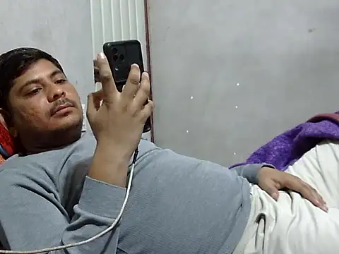 Ajmersingh335512 online show from February 18, 2026, 3:08 pm