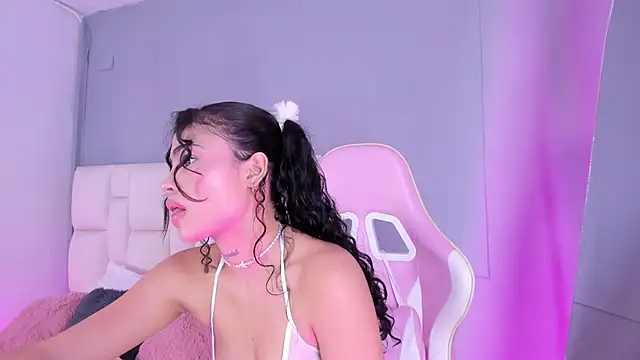 SammyRose  online show from March 18, 2026, 7:06 pm