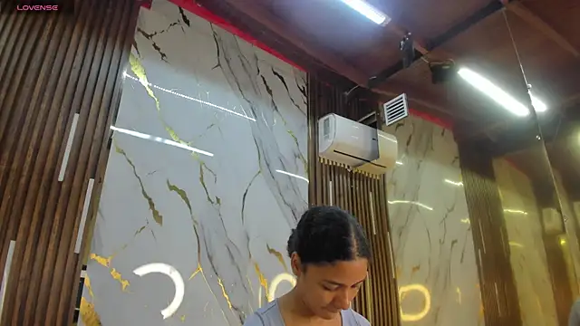 VictoriaDuart online show from March 25, 2026, 8:26 pm