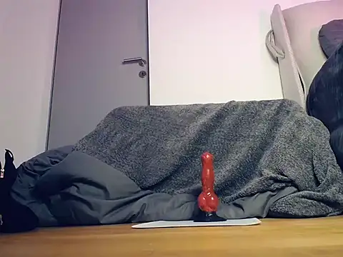 SissiViviGoonette online show from April 23, 2026, 1:02 pm