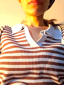 Evneet27 Saavu online show from November 24, 2025, 7:41 am