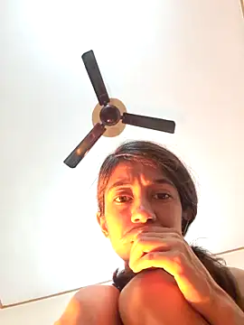 Evneet27 Saavu online show from February 9, 2026, 11:14 am