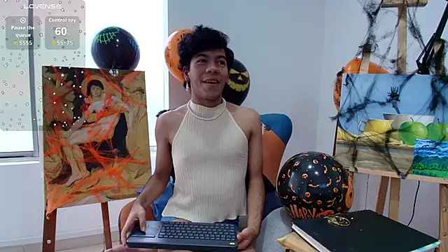 E R O S  online show from October 24, 2025, 7:43 pm