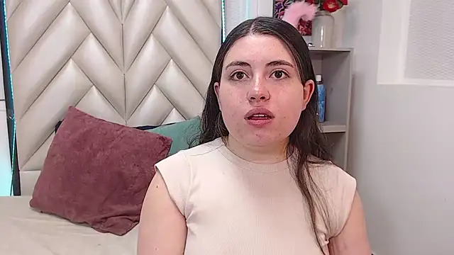 Vicluxxx online show from October 22, 2025, 12:38 pm