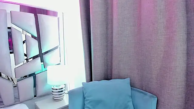Snapshot of _valeria_saenz_ chatting on July 13, 2026, 1:58 pm valeria saenz online show from July 13, 2026, 1:58 pm