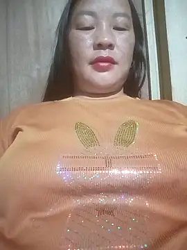 ningchun20 online show from April 19, 2026, 9:39 pm