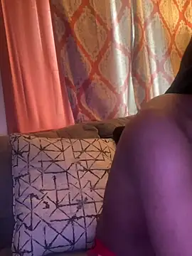 Snapshot of paymelongway chatting on July 27, 2026, 4:25 pm paymelongway online show from July 27, 2026, 4:25 pm
