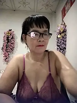 Ki xxx online show from November 6, 2025, 9:37 pm