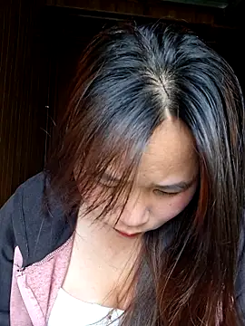 ALIENHR38 online show from April 1, 2026, 5:41 am