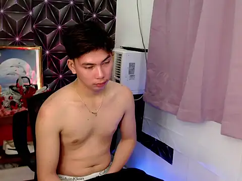 ursweet jade online show from November 18, 2025, 10:52 am