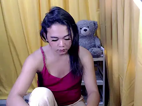 MissfrancesXxx online show from April 13, 2026, 1:22 am