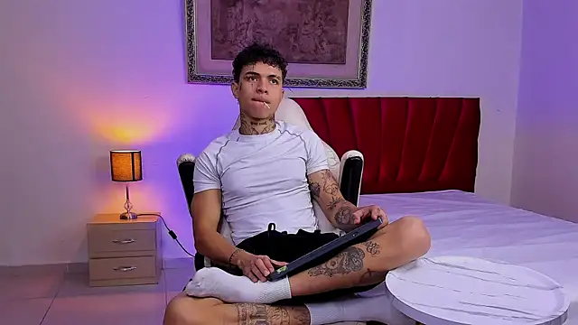 john mystic online show from April 21, 2026, 1:42 am