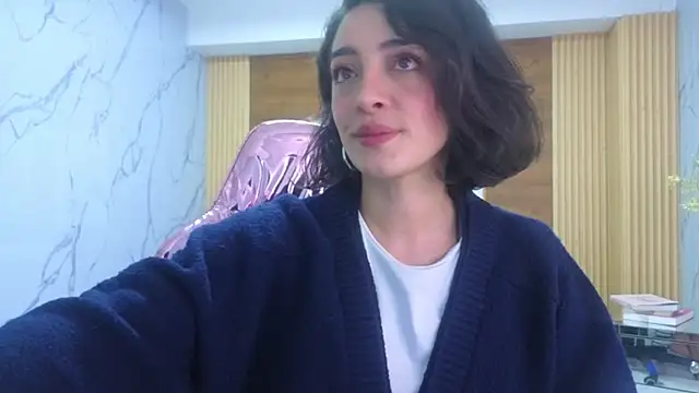 Snapshot of sara_lopez_s chatting on May 10, 2026, 1:16 pm sara lopez s online show from May 10, 2026, 1:16 pm