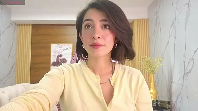Snapshot of sara_lopez_s chatting on May 28, 2026, 1:41 pm sara lopez s online show from May 28, 2026, 1:41 pm