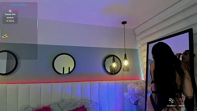 Snapshot of Mila_Hank_ chatting on October 6, 2025, 12:24 pm Mila Hank online show from October 6, 2025, 12:24 pm