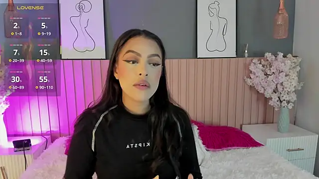 Snapshot of Mila_Hank_ chatting on February 17, 2026, 12:12 pm Mila Hank online show from February 17, 2026, 12:12 pm