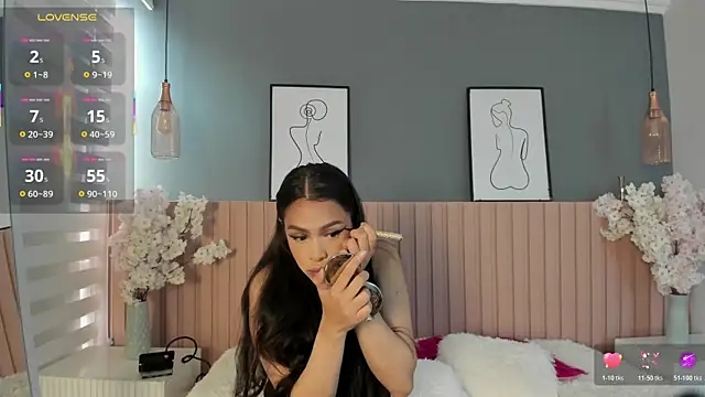 Snapshot of Mila_Hank_ chatting on March 5, 2026, 12:23 pm Mila Hank online show from March 5, 2026, 12:23 pm