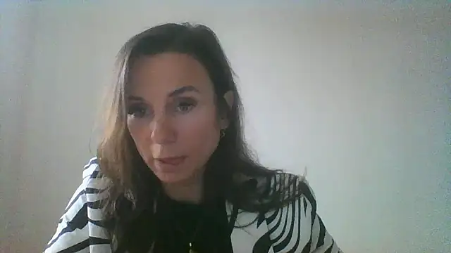 Justnani001 online show from February 24, 2026, 12:03 pm