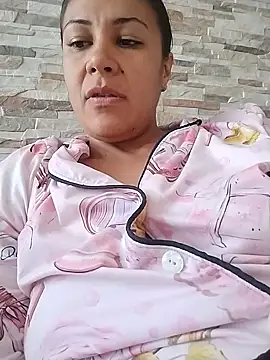 KittyHoleshot87 online show from September 11, 2025, 3:12 pm