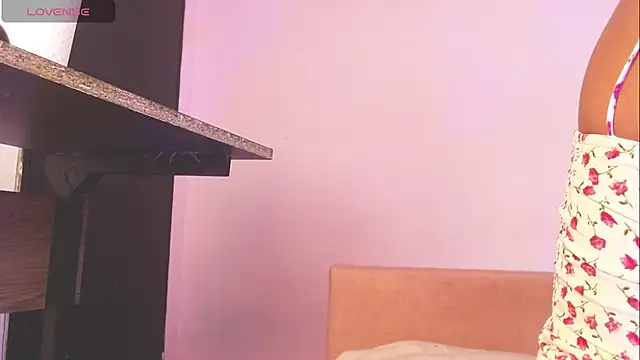 kiity horny  online show from January 9, 2026, 12:19 pm