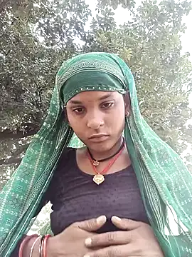 Idhika Jha online show from September 28, 2025, 10:31 am