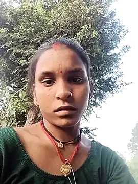 Idhika Jha online show from October 9, 2025, 11:30 am