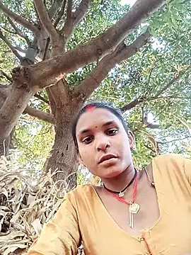 Idhika Jha online show from October 17, 2025, 11:24 am