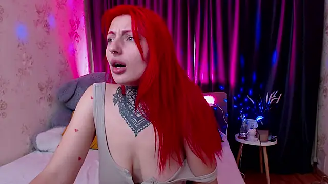 Nina Blum  online show from November 27, 2025, 7:32 am