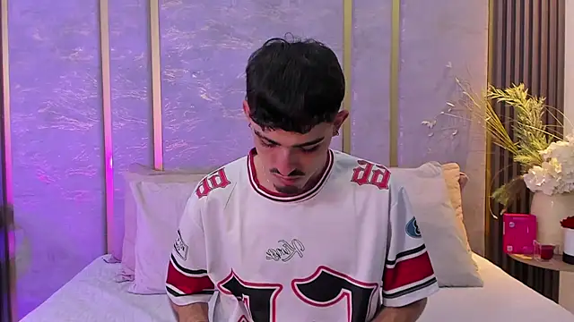 NikoStone  online show from September 9, 2025, 4:01 am