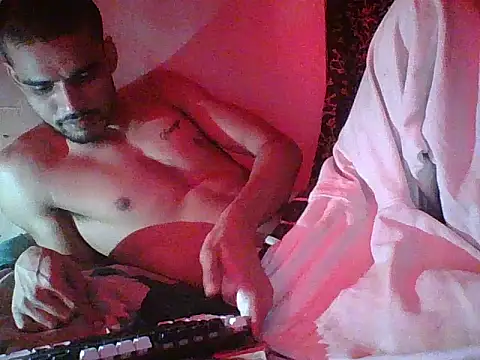 IndianSinsGlow online show from November 14, 2025, 9:35 pm