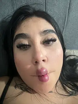 Sophie Dreamss online show from April 21, 2026, 1:42 am