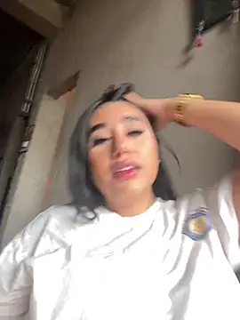 Sophie Dreamss online show from April 21, 2026, 9:28 pm