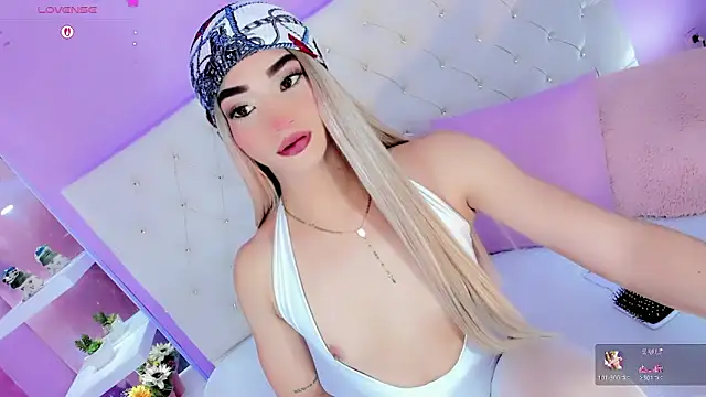 Nauthy girl online show from May 12, 2026, 12:46 pm