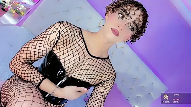 Nauthy girl online show from May 24, 2026, 12:43 pm