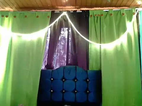 canelasexy 1 online show from December 20, 2025, 4:14 pm