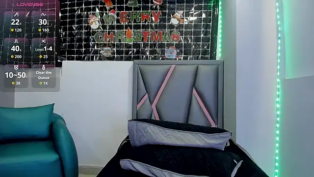 Sofia villareal online show from December 4, 2025, 12:14 pm