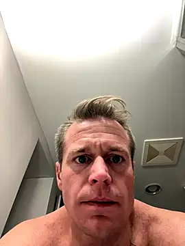 DILFiGuess11 online show from October 30, 2025, 6:04 am