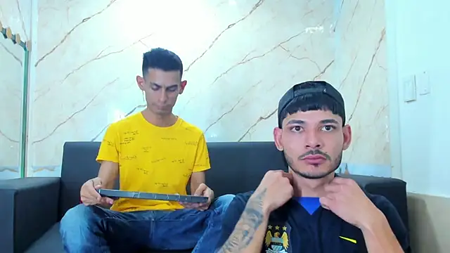 Golldens Dreamss online show from September 24, 2025, 8:12 pm