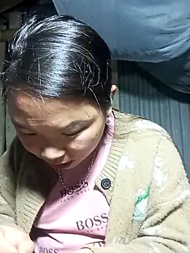 may-squirl online show from November 3, 2025, 12:50 pm