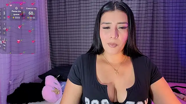 Kayleemorales online show from September 29, 2025, 6:02 pm