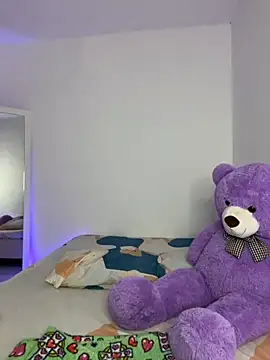 ViolettaMiller  online show from October 7, 2025, 3:04 am