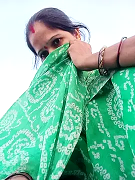 Jooli xx online show from October 8, 2025, 12:03 pm