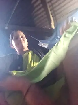 Jooli xx online show from October 10, 2025, 12:15 pm