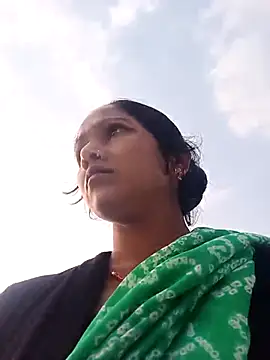 Jooli xx online show from October 16, 2025, 2:12 am