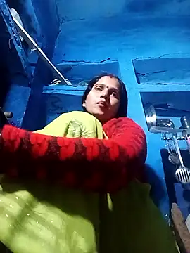 Jooli xx online show from January 8, 2026, 1:24 pm