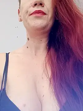 Lillyhana69 online show from June 15, 2026, 10:06 am