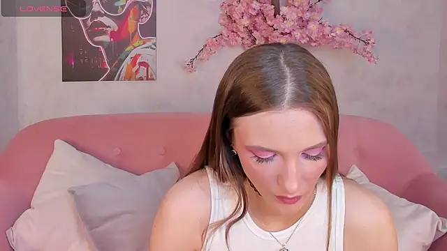 Alisha Green online show from September 10, 2025, 8:58 am