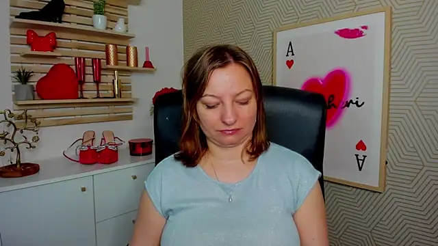 angelaSamt online show from April 27, 2026, 5:38 am