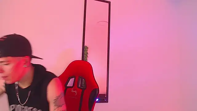 Anhonymus  online show from September 13, 2025, 4:12 am