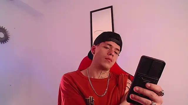 Anhonymus  online show from September 27, 2025, 4:06 am